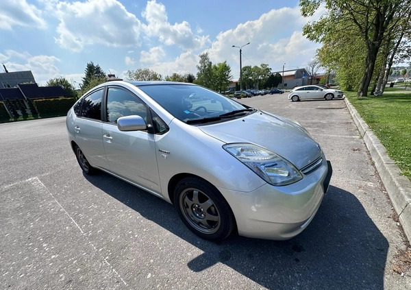 Toyota Prius cena 27490 przebieg: 212800, rok produkcji 2007 z Tarnów małe 106